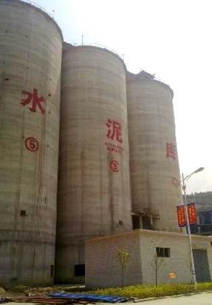 水泥庫清庫，清理鋼板倉