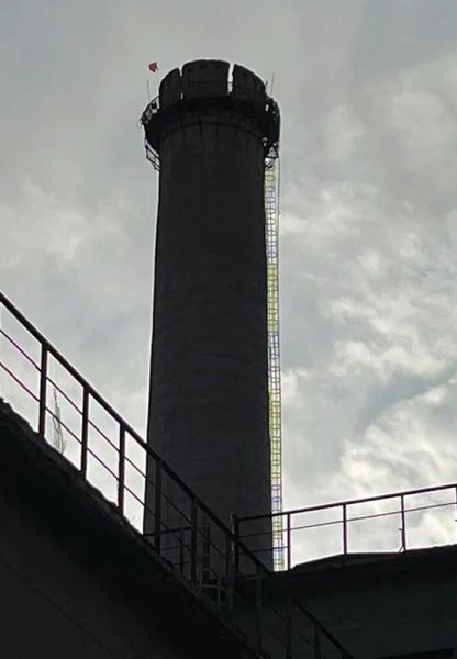 煙囪拆除，水塔拆除