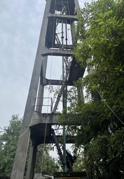 煙囪拆除，水塔拆除
