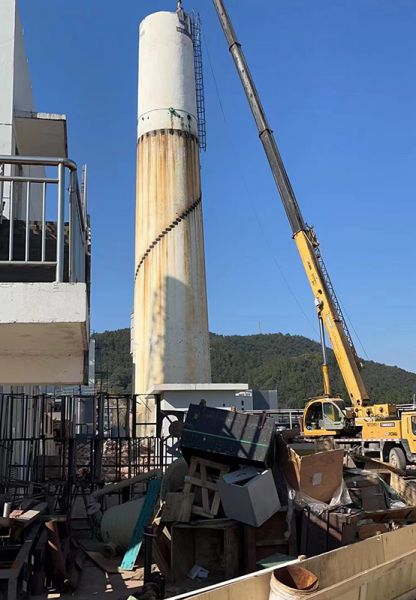 煙囪拆除，水塔拆除